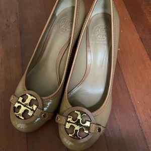 🌿Tory Burch Aaden Patent Leather Pumps 🌿